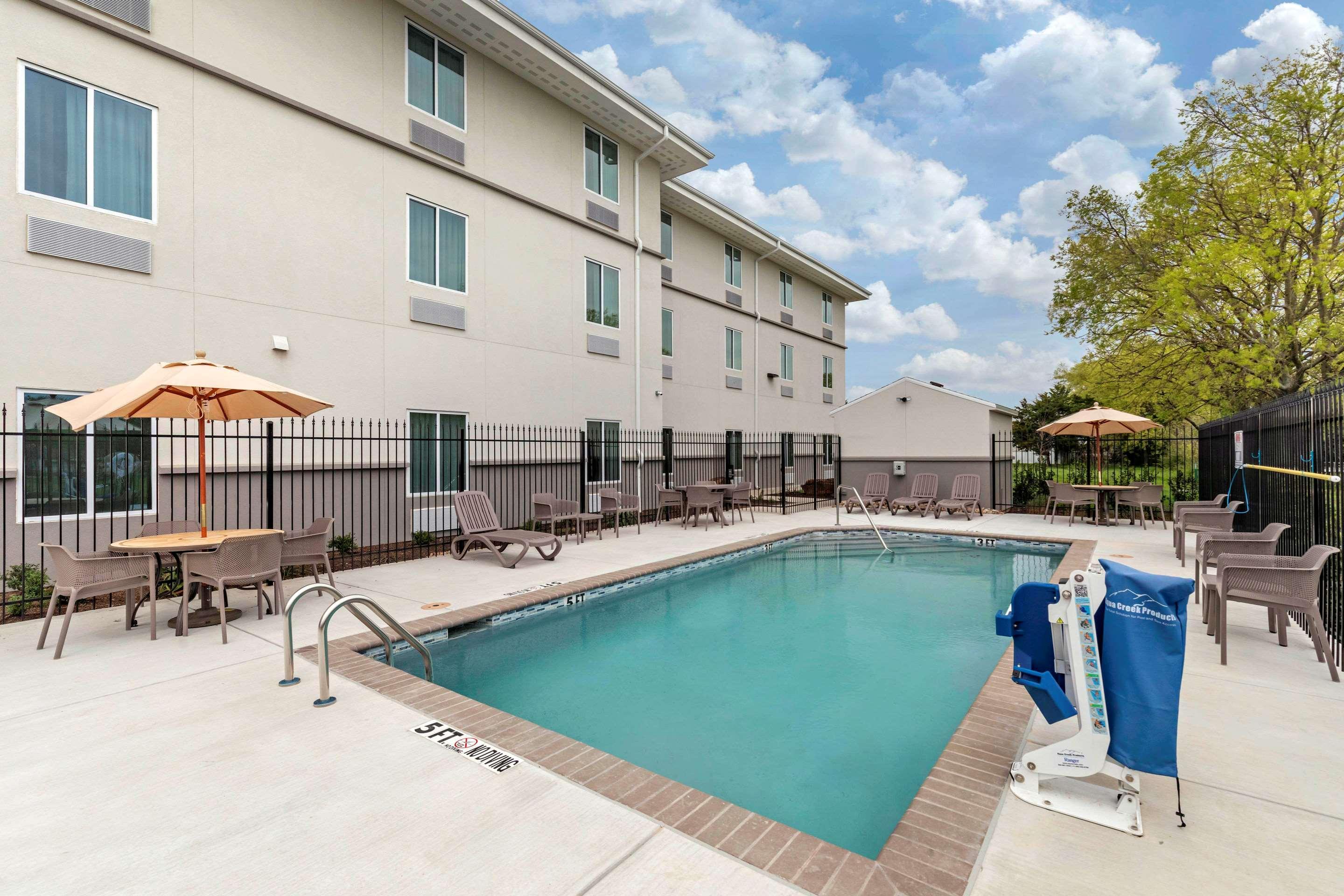 Mainstay Suites Lancaster Dallas South Kültér fotó